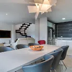 Design With Sea Views וילה *