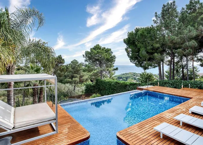 Design With Sea Views Villa *